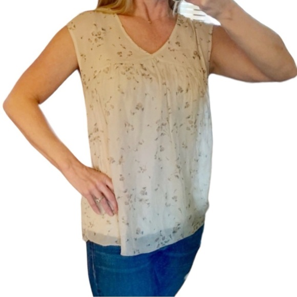 Carla Conti Dainty Floral Silk Soft sleeveless Breathable Comfortable Blouse - Picture 11 of 12